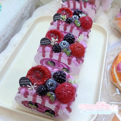 베리 롤케이크