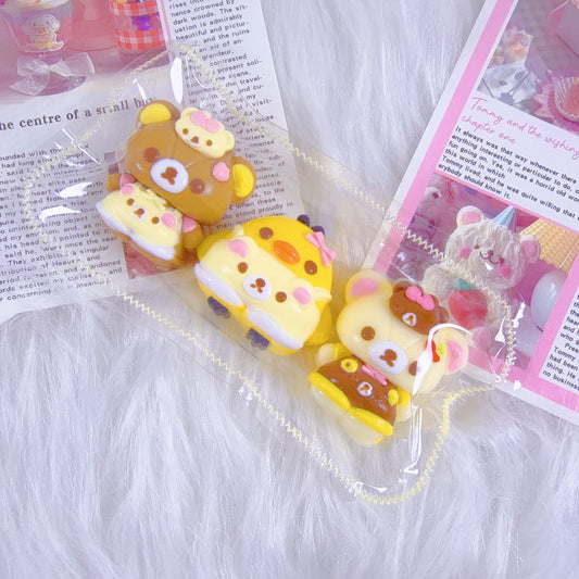 옷을 잘못 입은 리락쿠마 가족