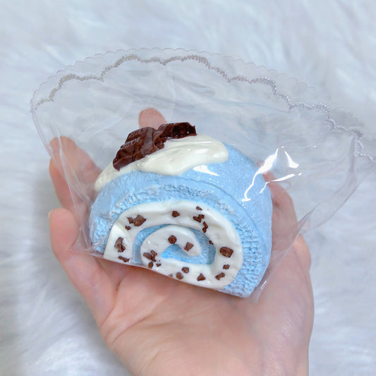 민트 초코 크림 롤케이크