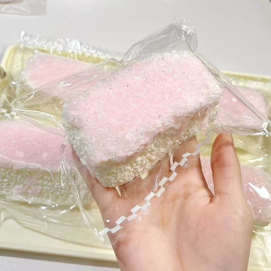 딸기 빙수 주먹밥