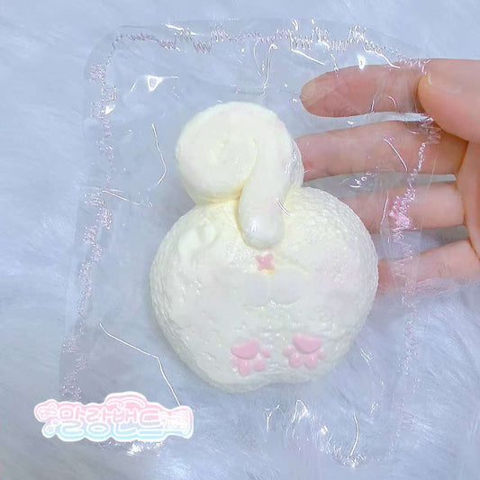 고양이 뒷모습